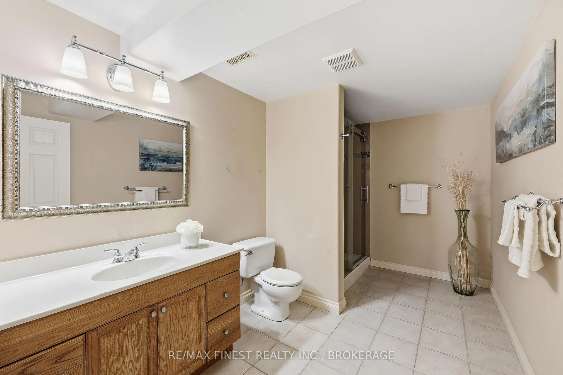 Photo 43 of 405 Fieldstone Drive, Kingston, Kingston East (Incl Barret Crt) — HOMEH