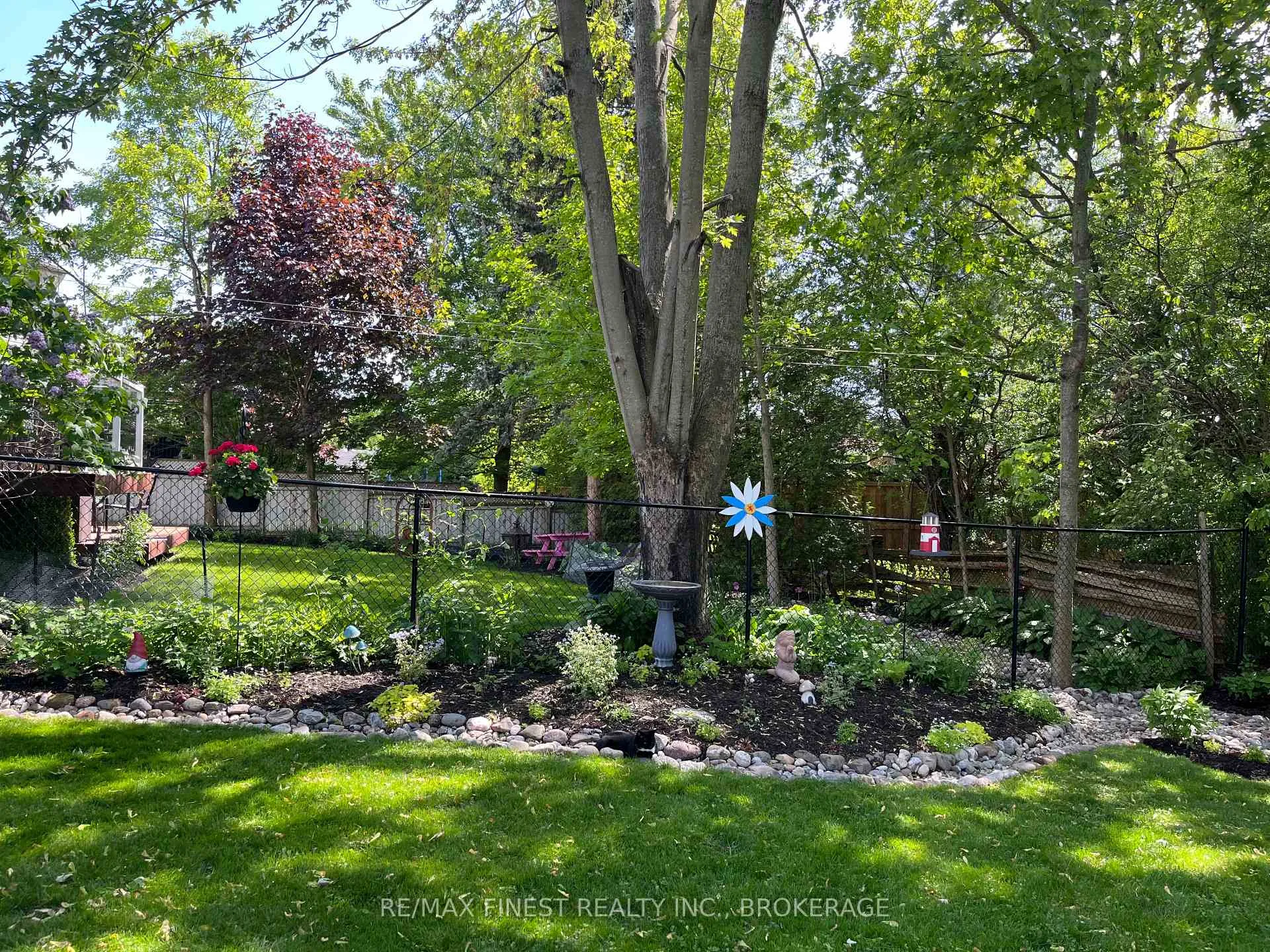 Photo 49 of 405 Fieldstone Drive, Kingston, Kingston East (Incl Barret Crt) — HOMEH