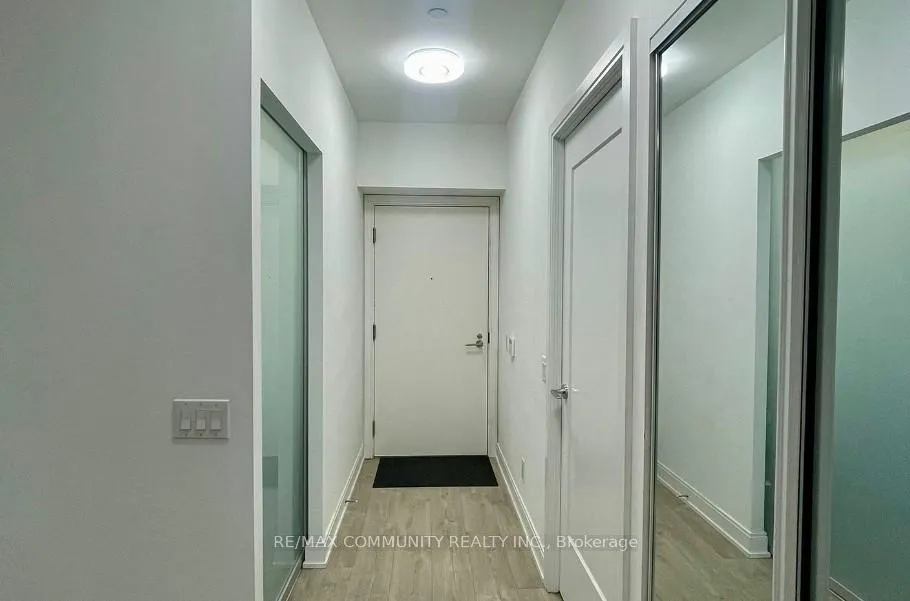 Photo 3 of Unit 3803, 70 Annie craig Drive, Etobicoke, Mimico — HOMEH