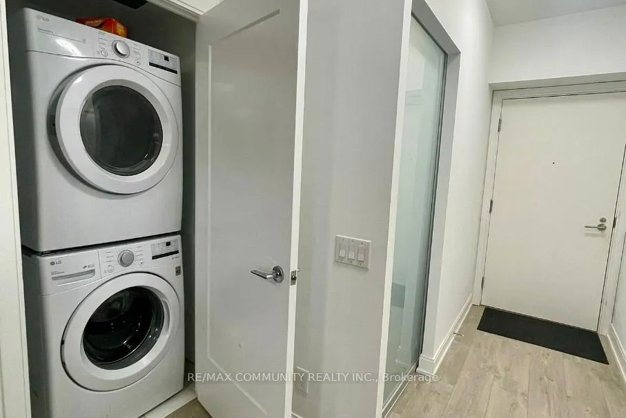 Photo 20 of Unit 3803, 70 Annie craig Drive, Etobicoke, Mimico — HOMEH