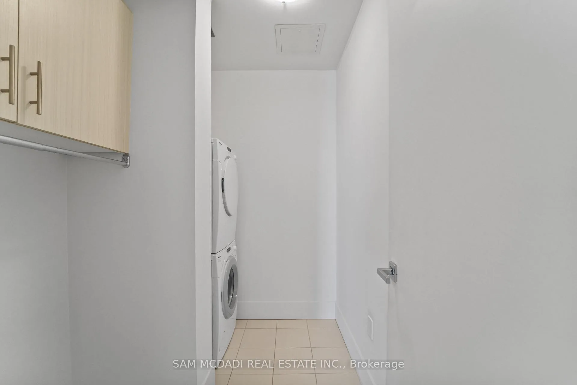 Photo 19 of Unit 914, 29 Queens Quay E, Toronto, Waterfront Communities — HOMEH