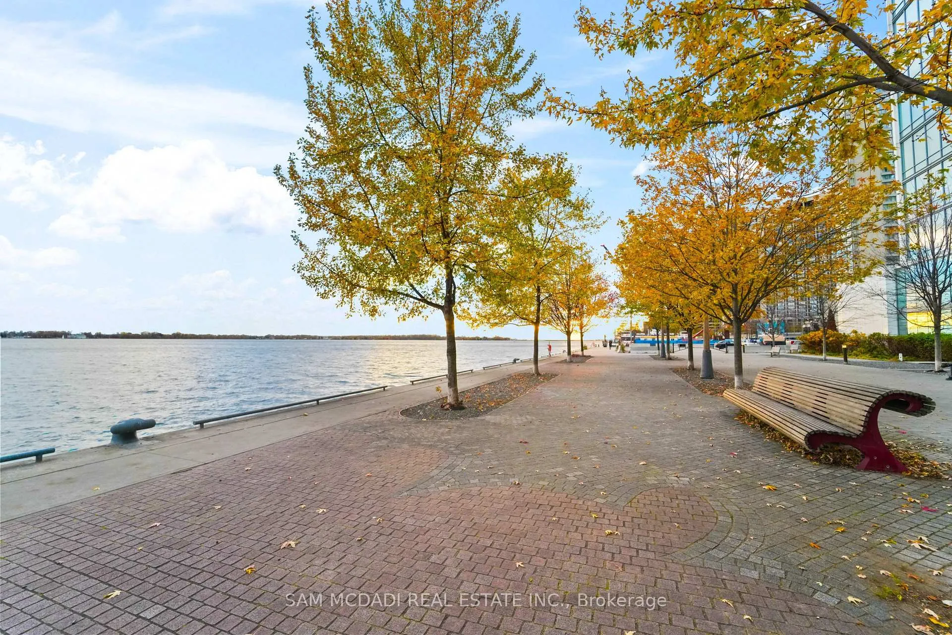 Photo 24 of Unit 914, 29 Queens Quay E, Toronto, Waterfront Communities — HOMEH