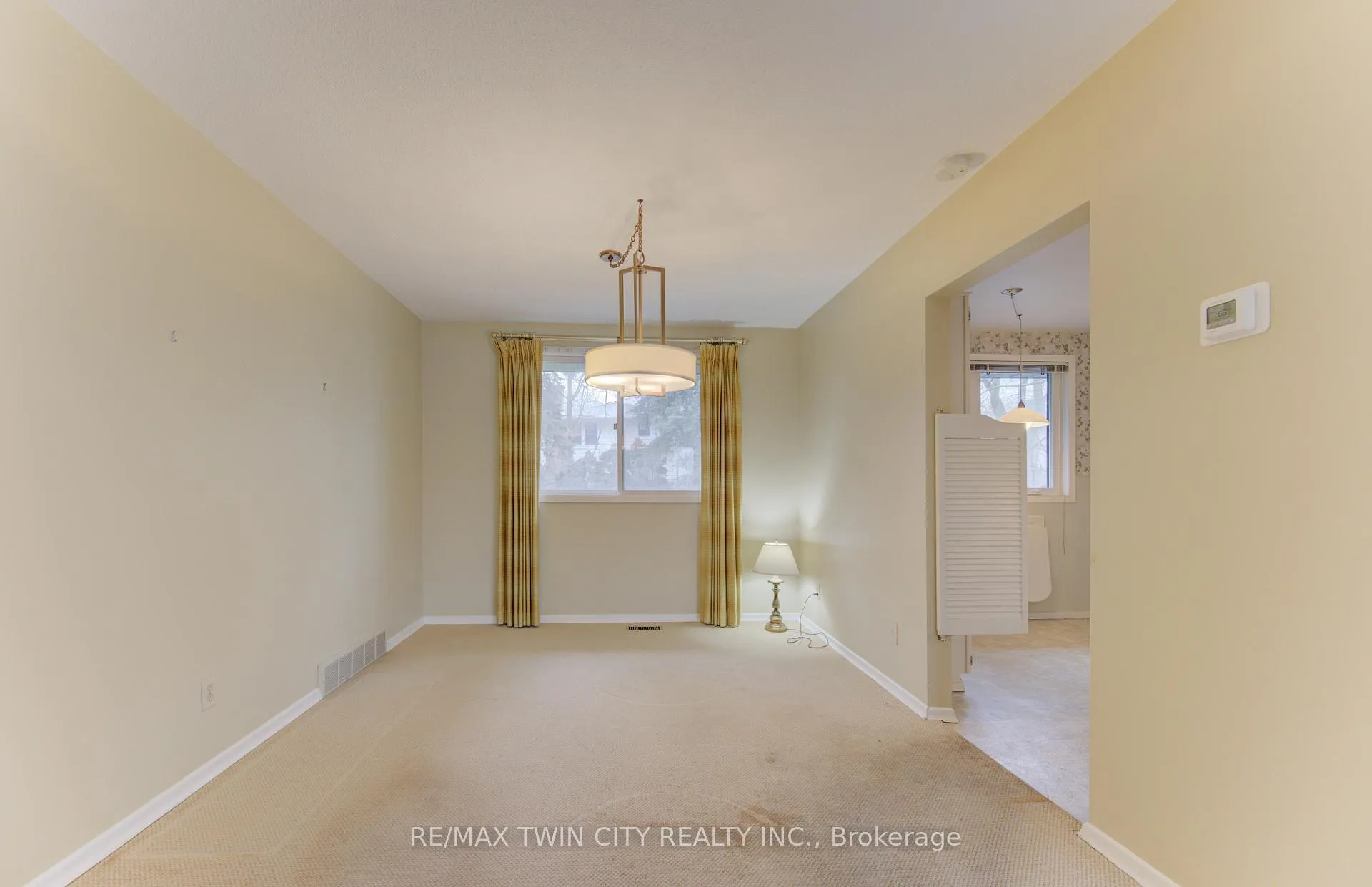 Photo 8 of 313 Braemore Avenue, Waterloo — HOMEH