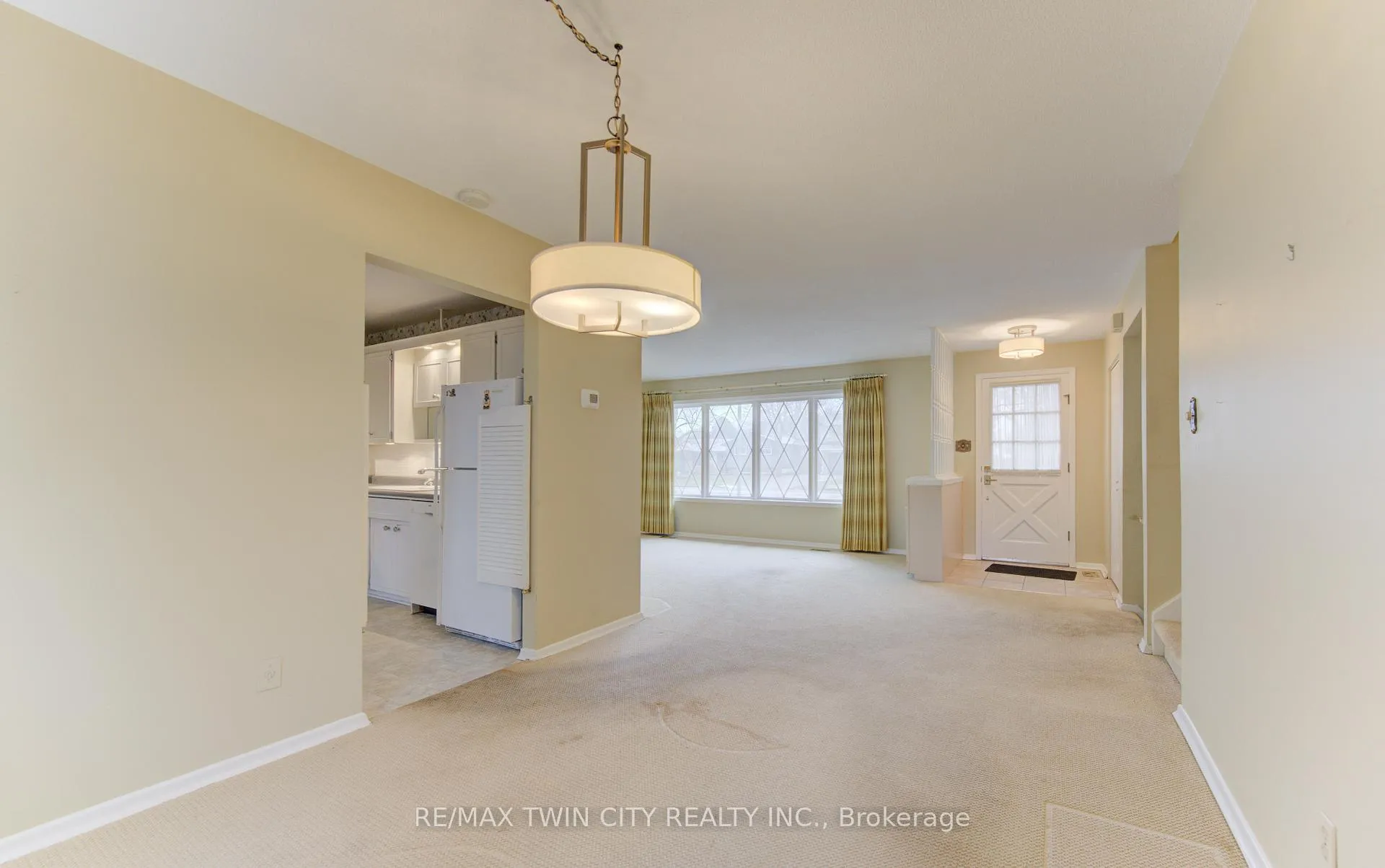 Photo 12 of 313 Braemore Avenue, Waterloo — HOMEH