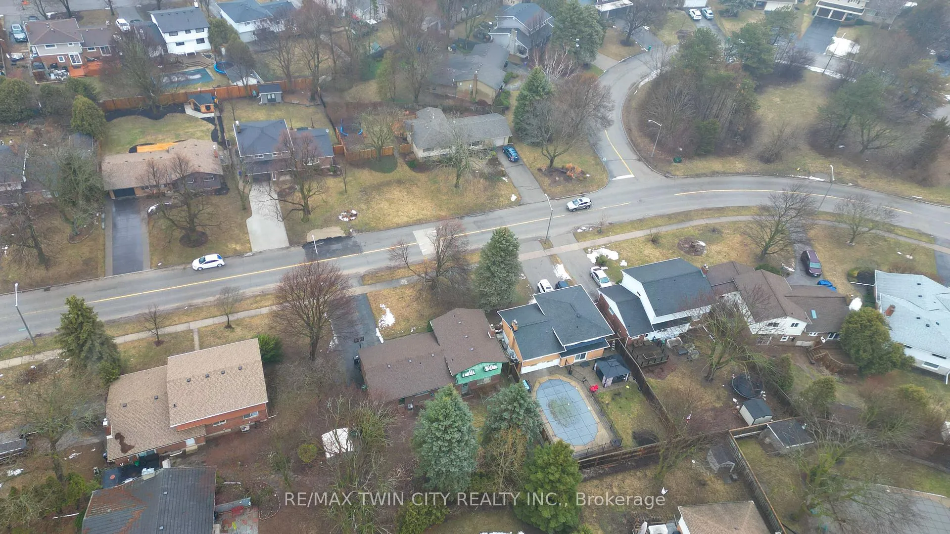 Photo 44 of 313 Braemore Avenue, Waterloo — HOMEH