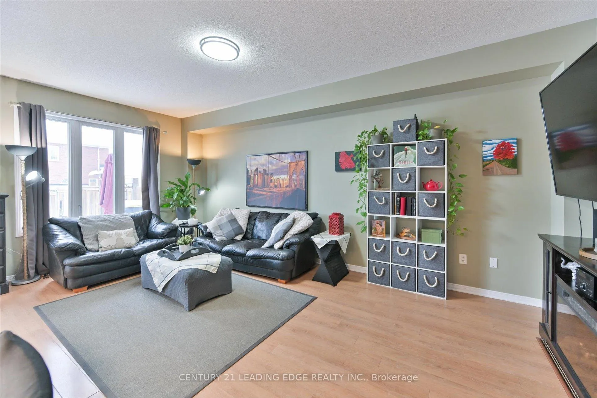 Photo 14 of 3 Hadleigh Way, Whitby, Brooklin — HOMEH