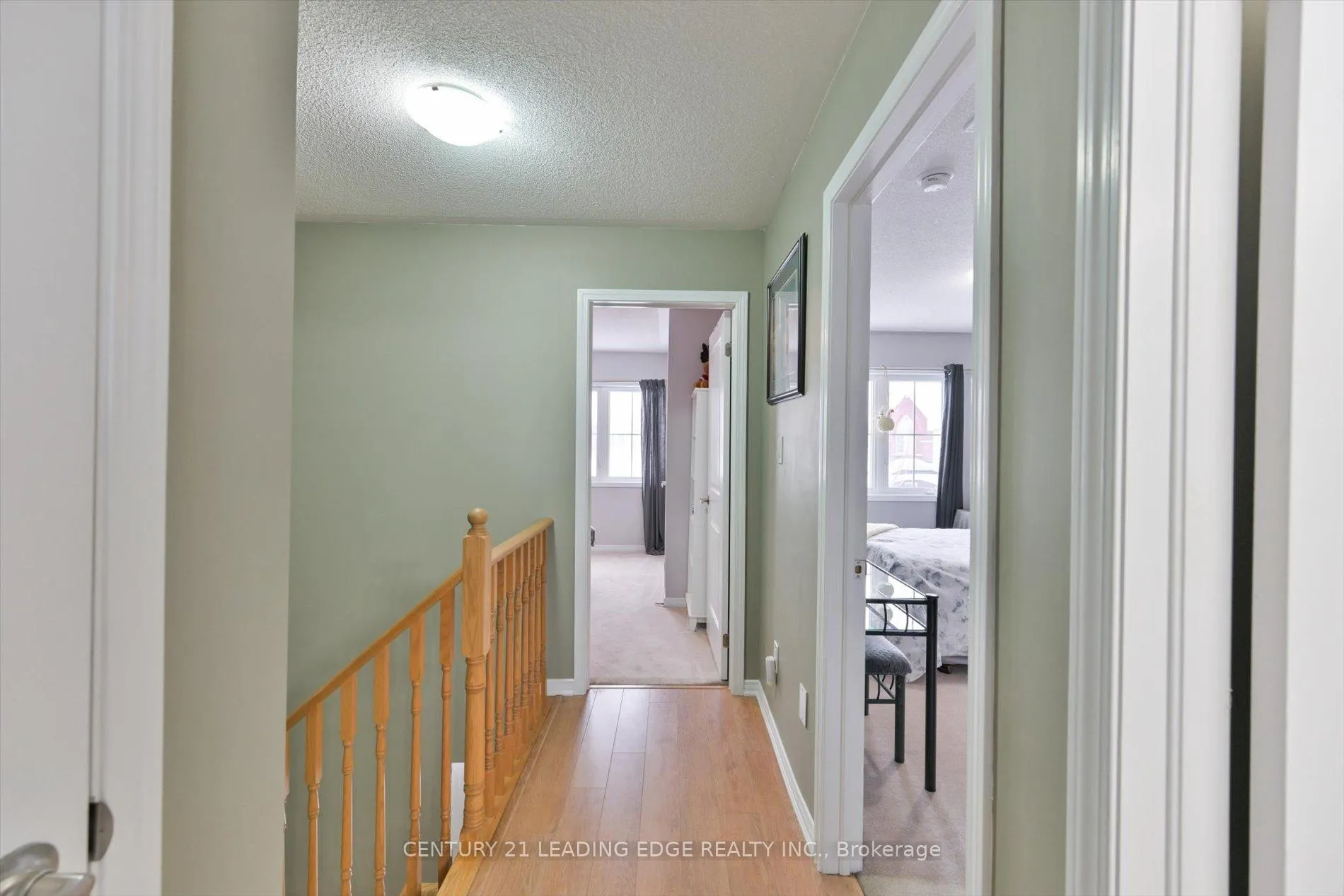 Photo 18 of 3 Hadleigh Way, Whitby, Brooklin — HOMEH