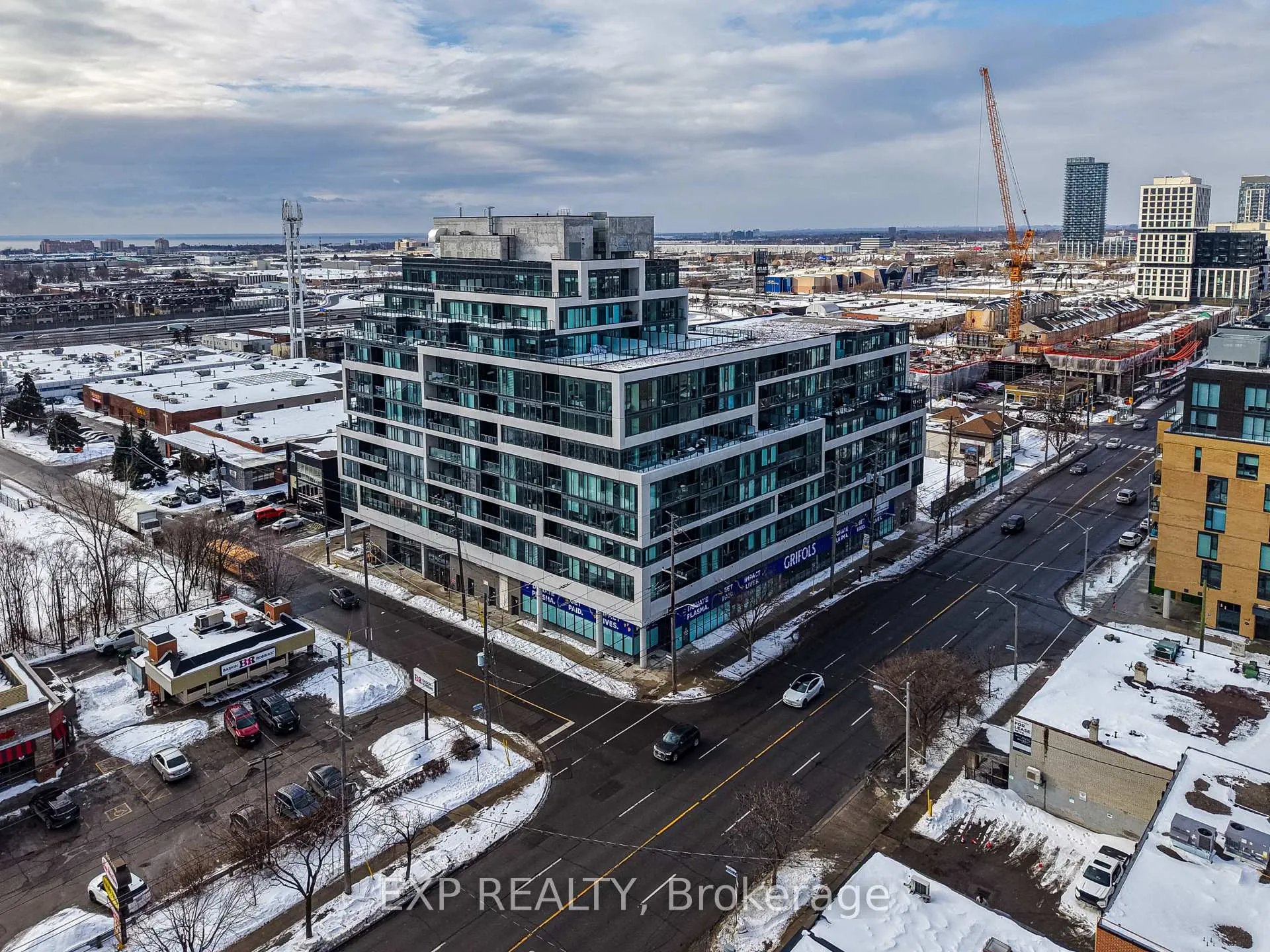 Front of Unit 209, 859 The Queensway