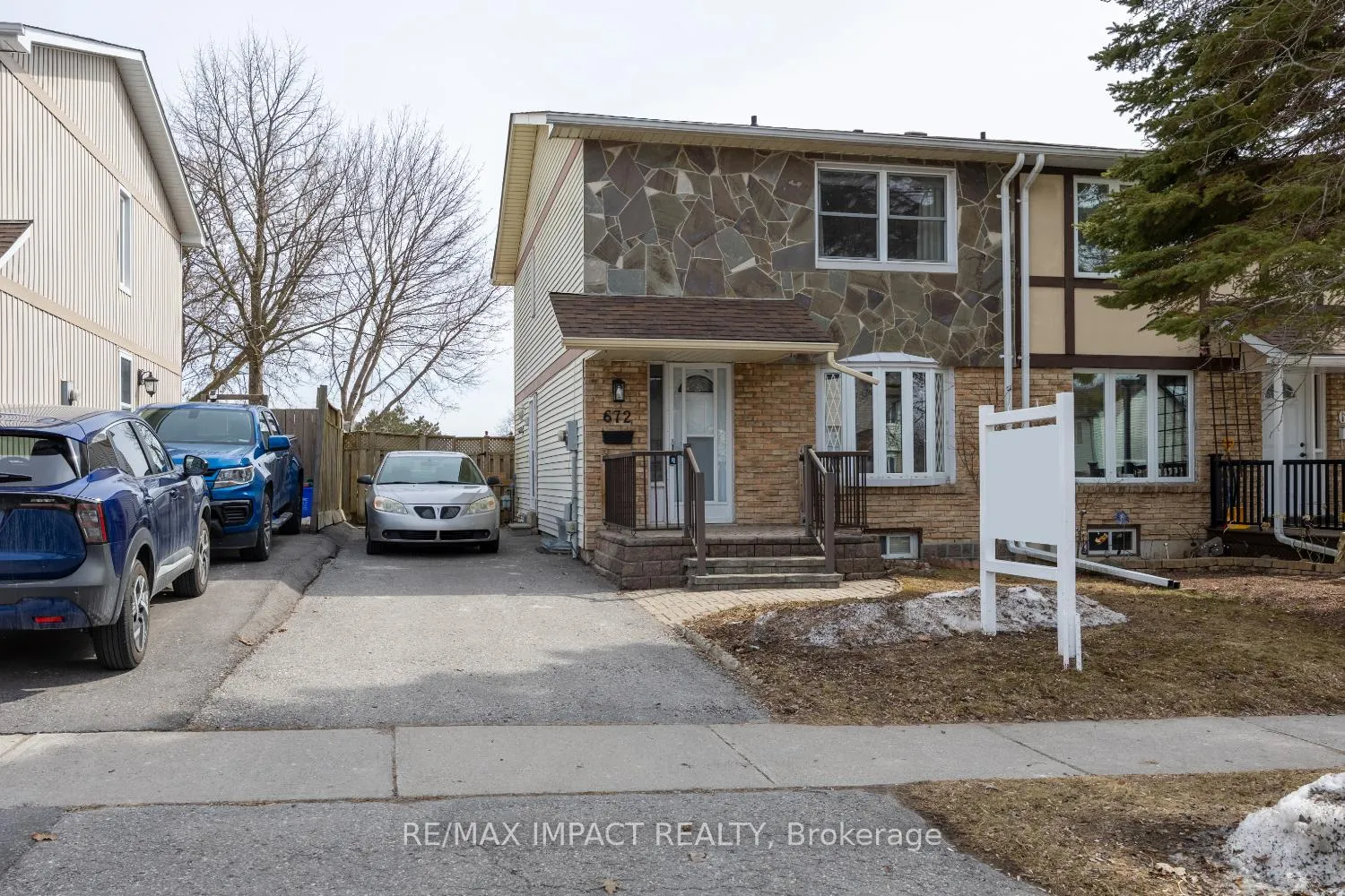 Photo 2 of 672 Galahad Drive, Oshawa, Eastdale — HOMEH