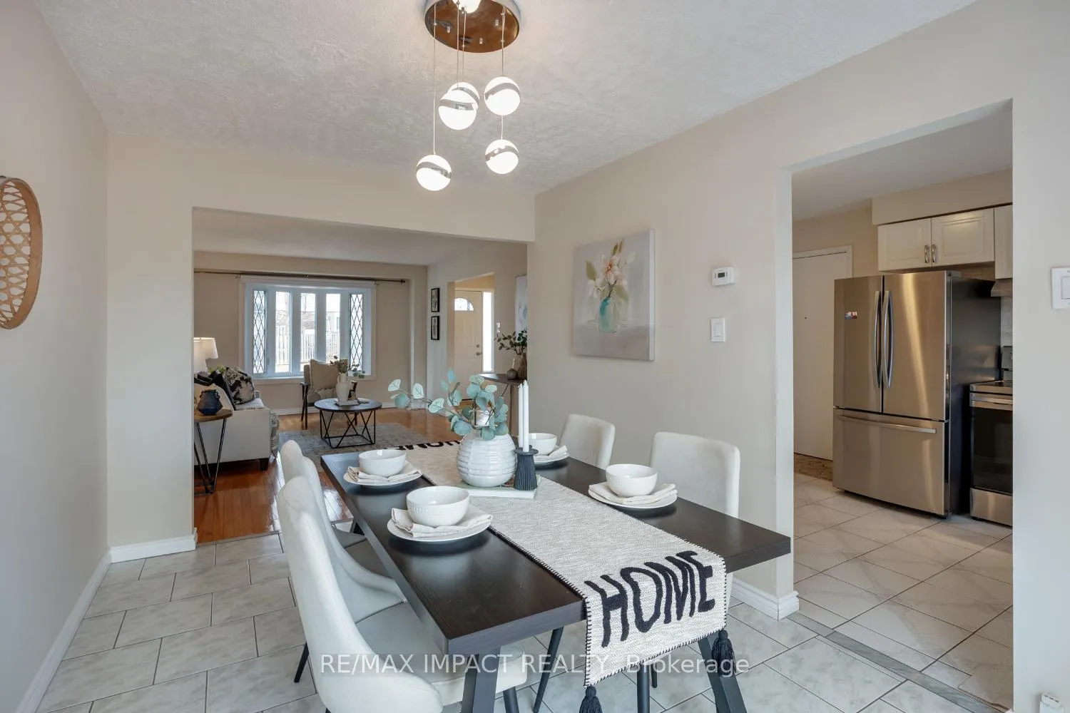 Photo 12 of 672 Galahad Drive, Oshawa, Eastdale — HOMEH