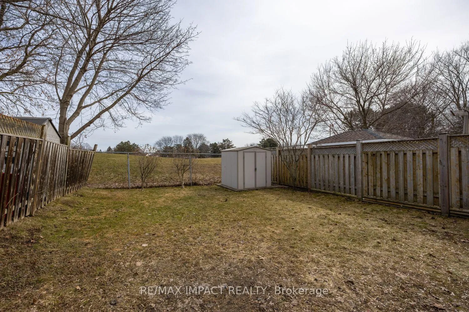 Photo 46 of 672 Galahad Drive, Oshawa, Eastdale — HOMEH