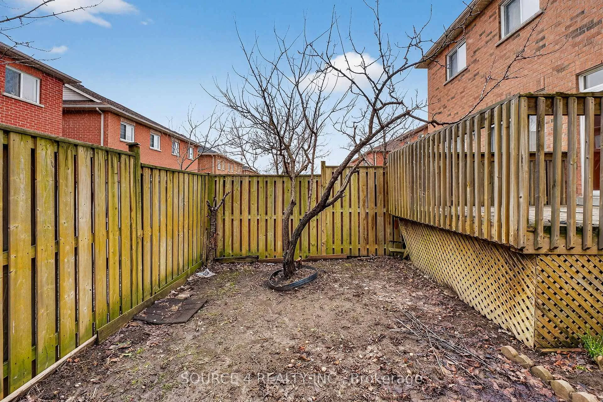 Photo 43 of 19 Rainy Dale Road, Brampton, Madoc — HOMEH