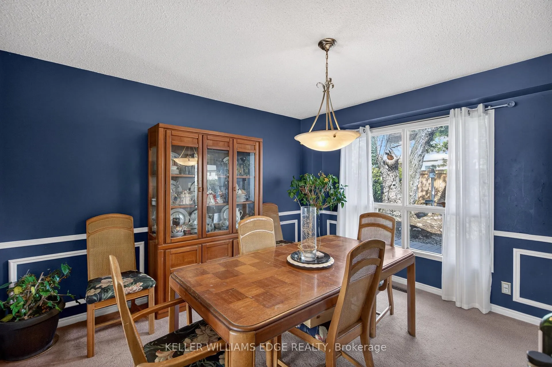 Photo 9 of 11 Giffin Road, Hamilton, Dundas — HOMEH