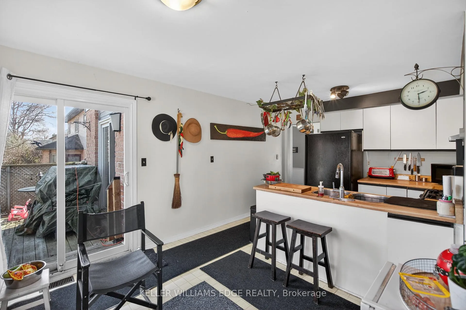 Photo 16 of 11 Giffin Road, Hamilton, Dundas — HOMEH