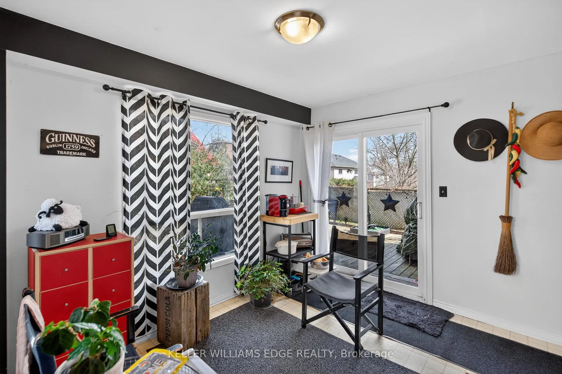 Photo 19 of 11 Giffin Road, Hamilton, Dundas — HOMEH