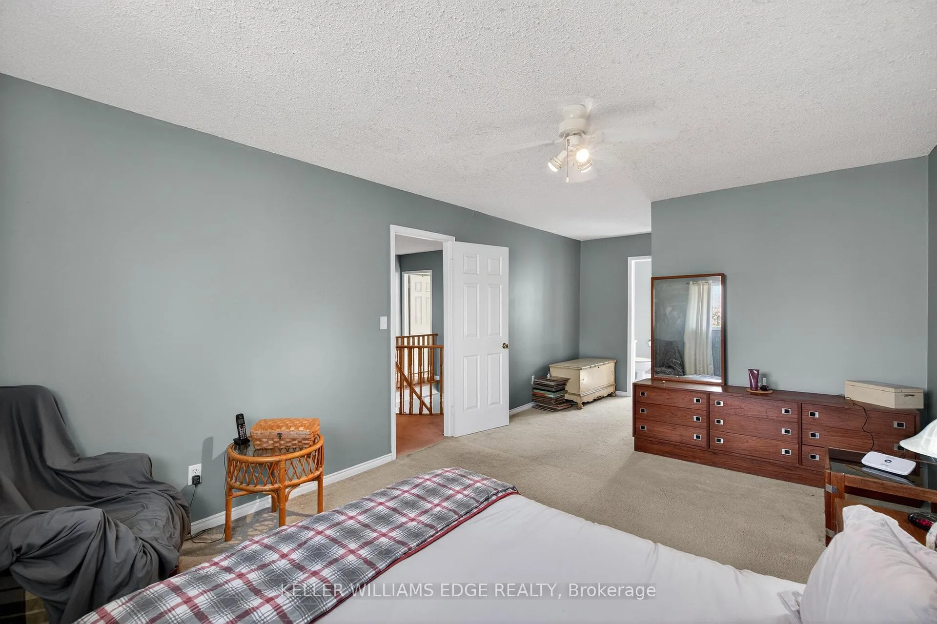 Photo 25 of 11 Giffin Road, Hamilton, Dundas — HOMEH