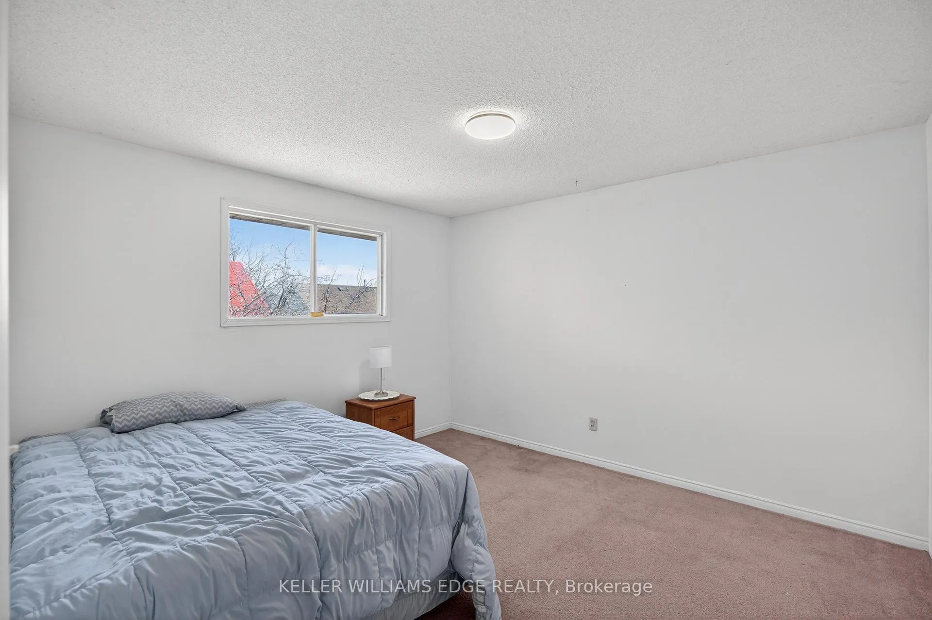 Photo 32 of 11 Giffin Road, Hamilton, Dundas — HOMEH
