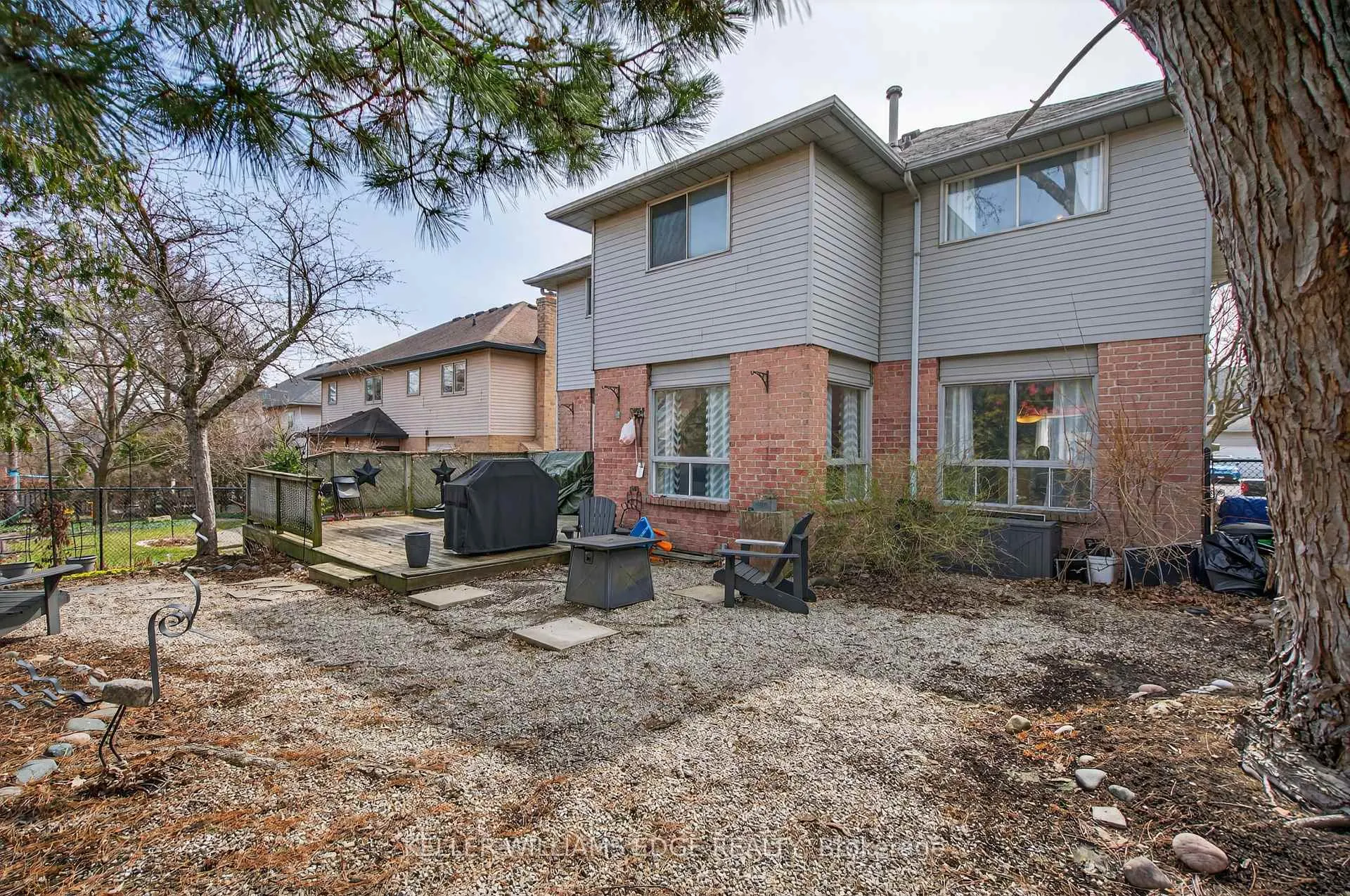 Photo 40 of 11 Giffin Road, Hamilton, Dundas — HOMEH