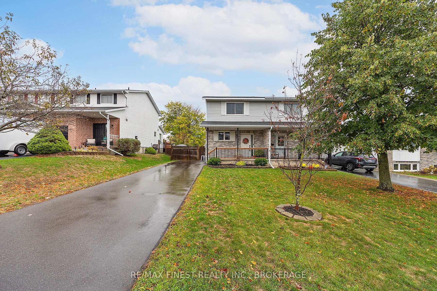 Photo 2 of 13 Clifford Street, Loyalist, Amherstview — HOMEH