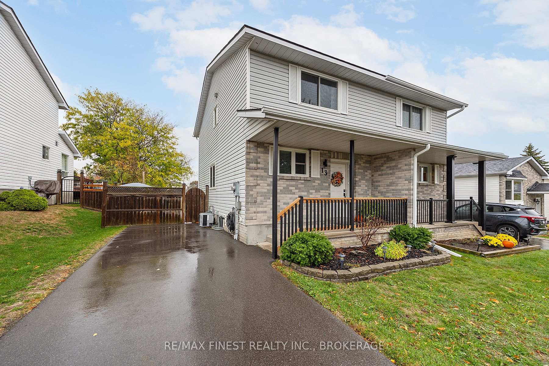 Photo 3 of 13 Clifford Street, Loyalist, Amherstview — HOMEH