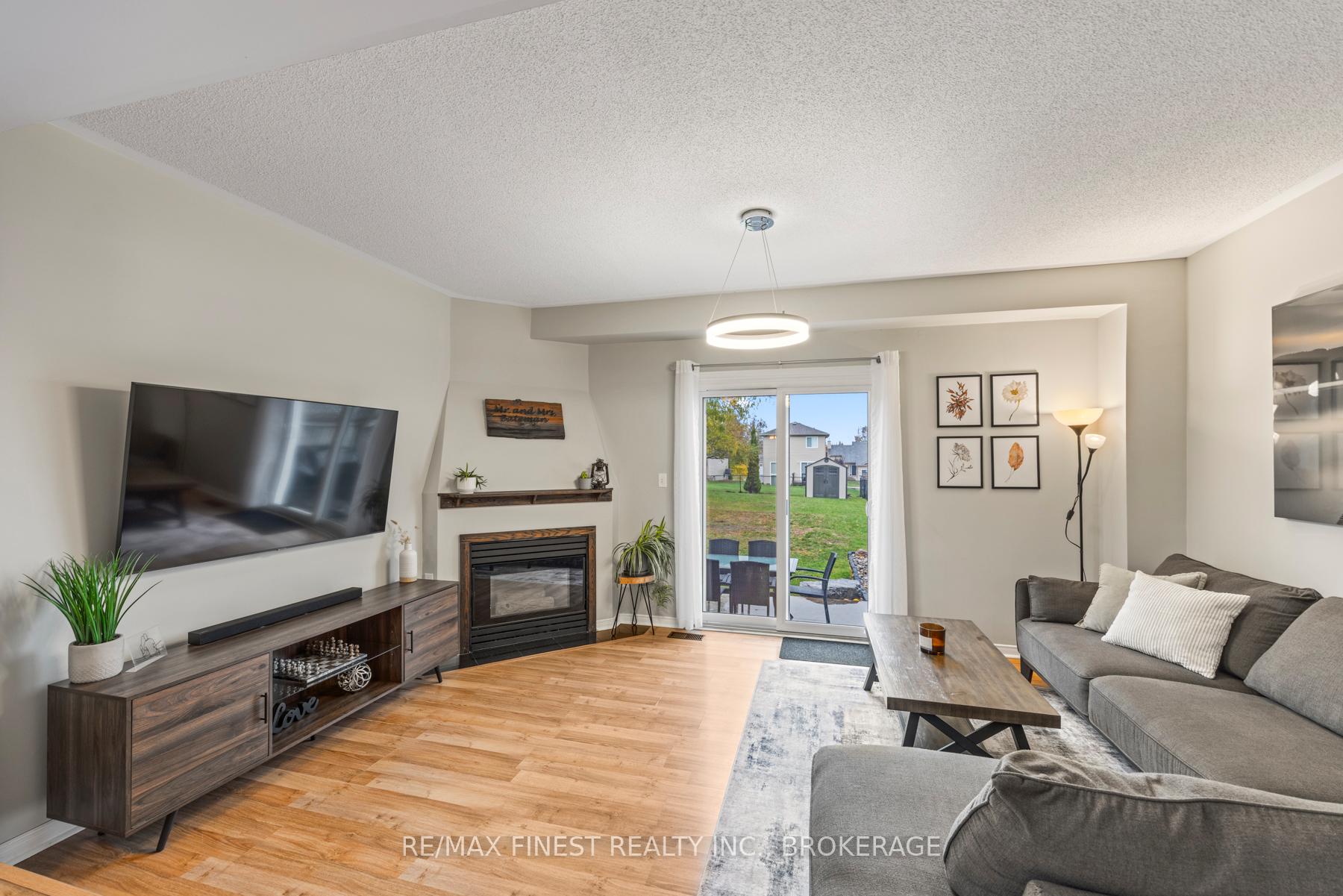 Photo 10 of 13 Clifford Street, Loyalist, Amherstview — HOMEH
