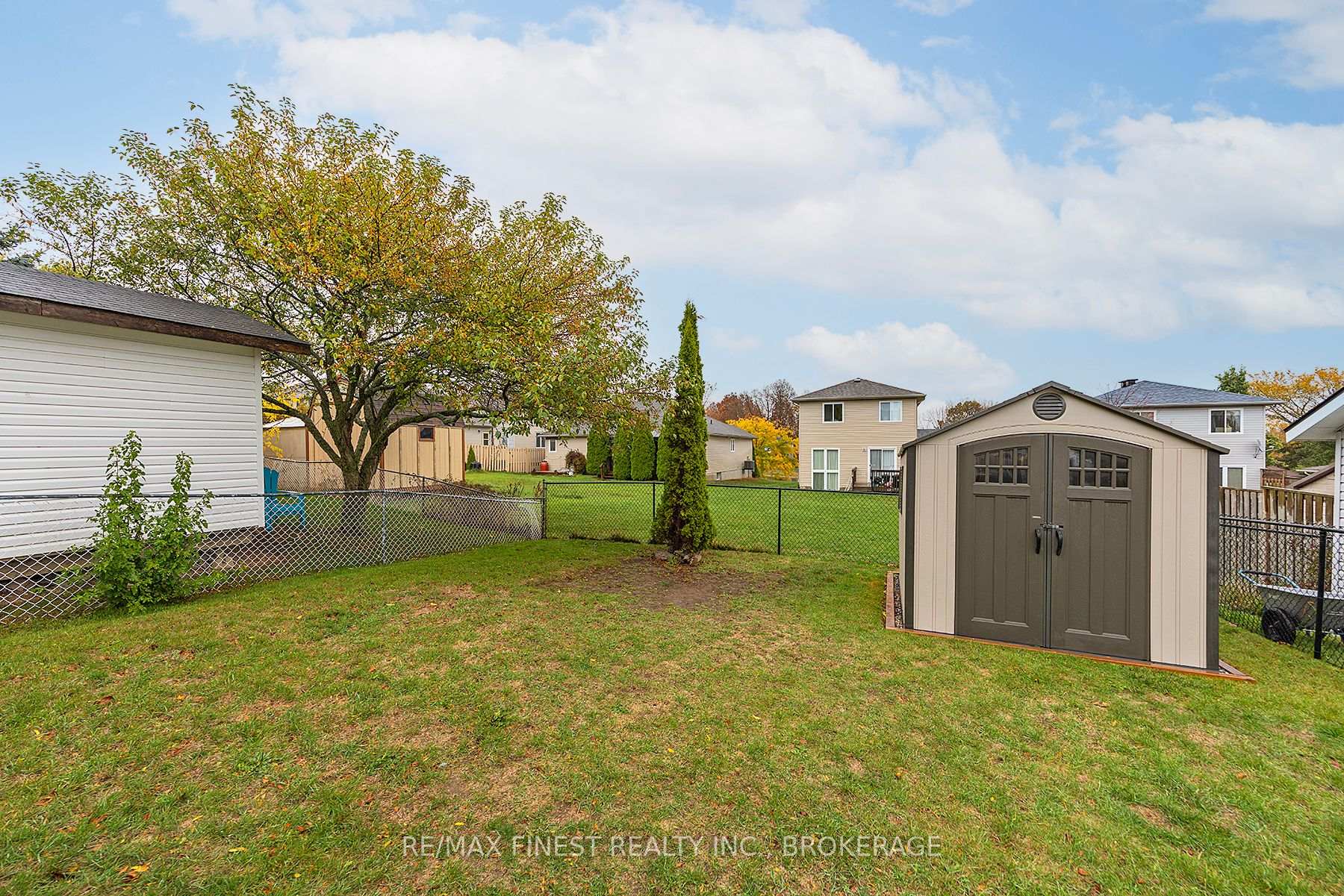 Photo 30 of 13 Clifford Street, Loyalist, Amherstview — HOMEH