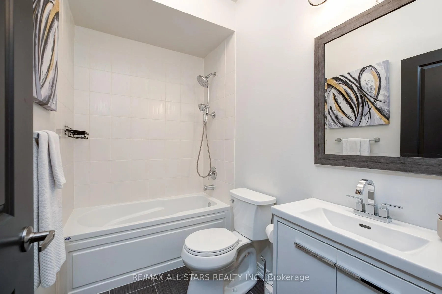 Photo 30 of 212 East's Corners Boulevard, Vaughan, Kleinburg — HOMEH
