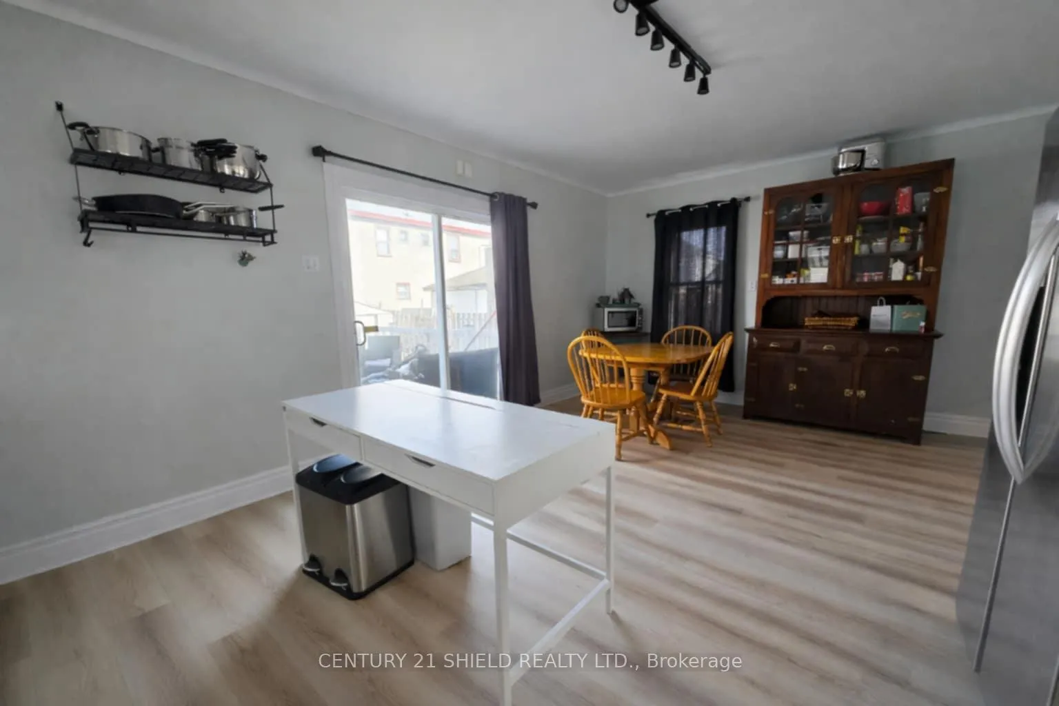 Photo 10 of 306 Prince Arthur Street, Cornwall — HOMEH