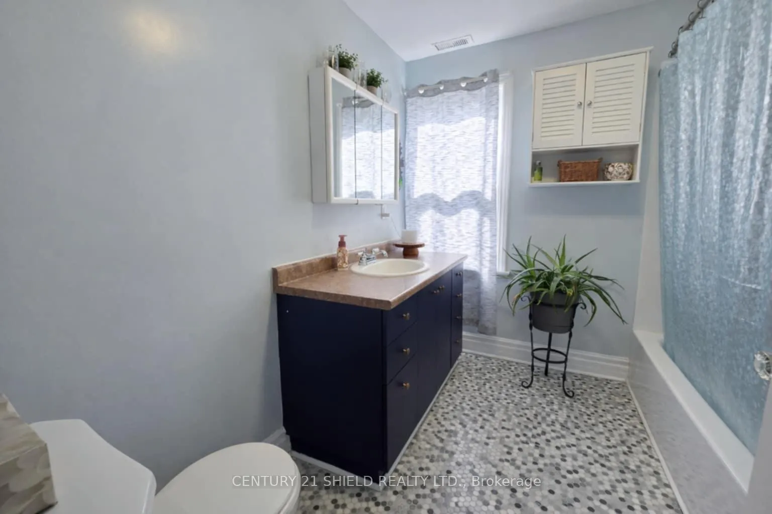Photo 18 of 306 Prince Arthur Street, Cornwall — HOMEH