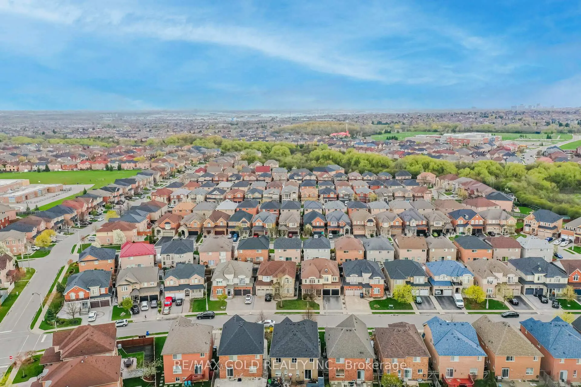Photo 17 of 29 Ocean Ridge Drive, Brampton, Sandringham-Wellington — HOMEH