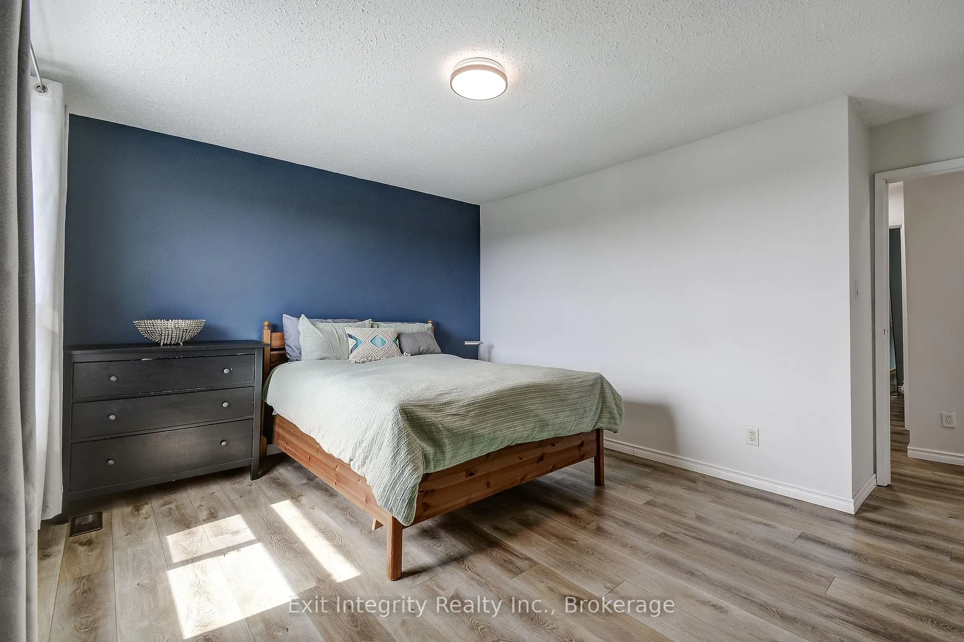 Photo 28 of Unit 18, 135 Chalmers Street S, Cambridge, Christopher-Champlain — HOMEH