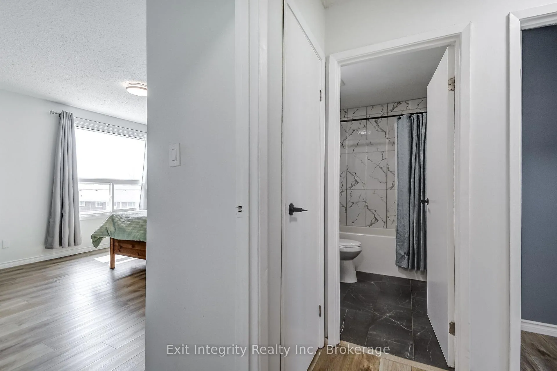 Photo 31 of Unit 18, 135 Chalmers Street S, Cambridge, Christopher-Champlain — HOMEH