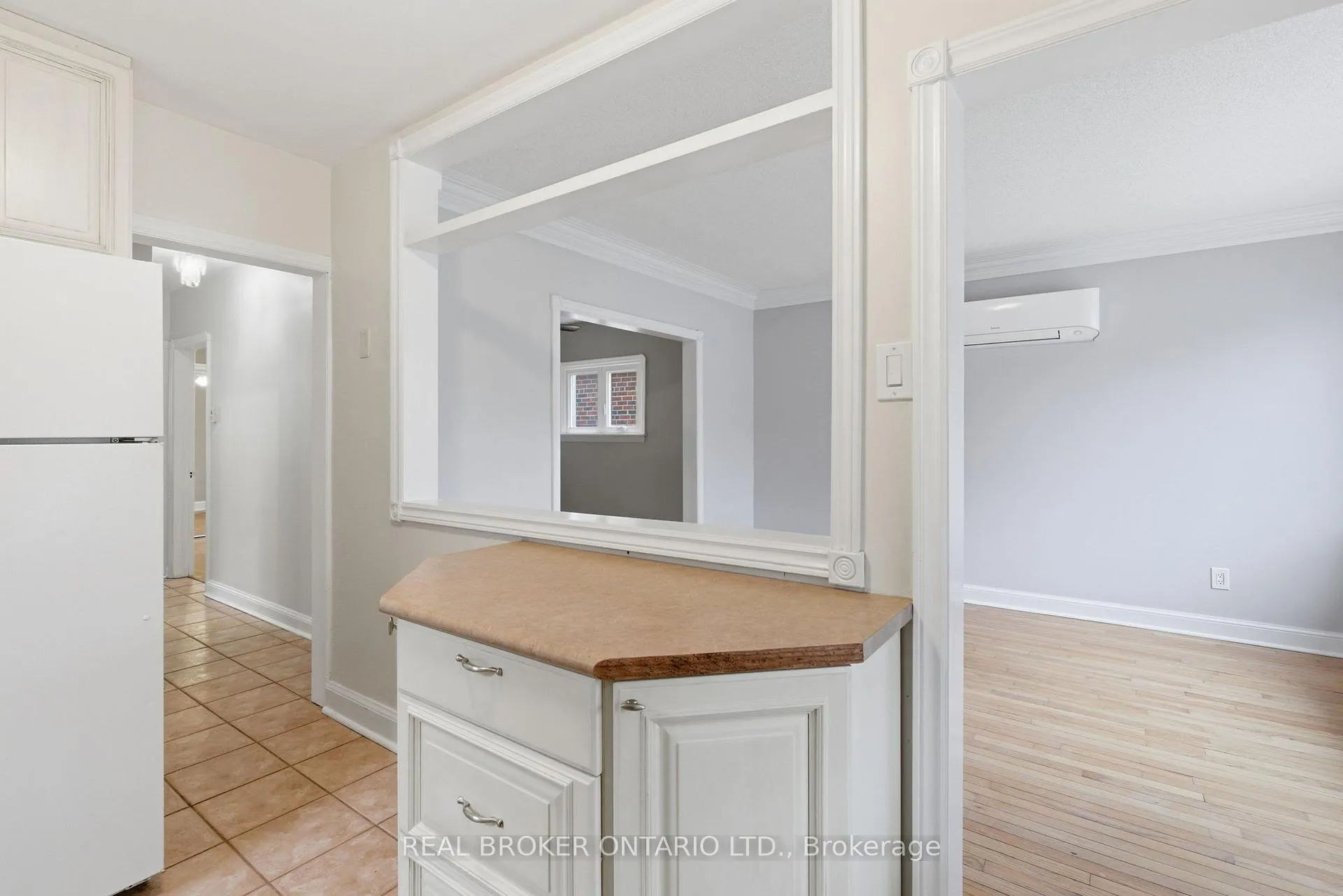 Photo 4 of 475 Kingswood Road, Toronto, East End-Danforth — HOMEH