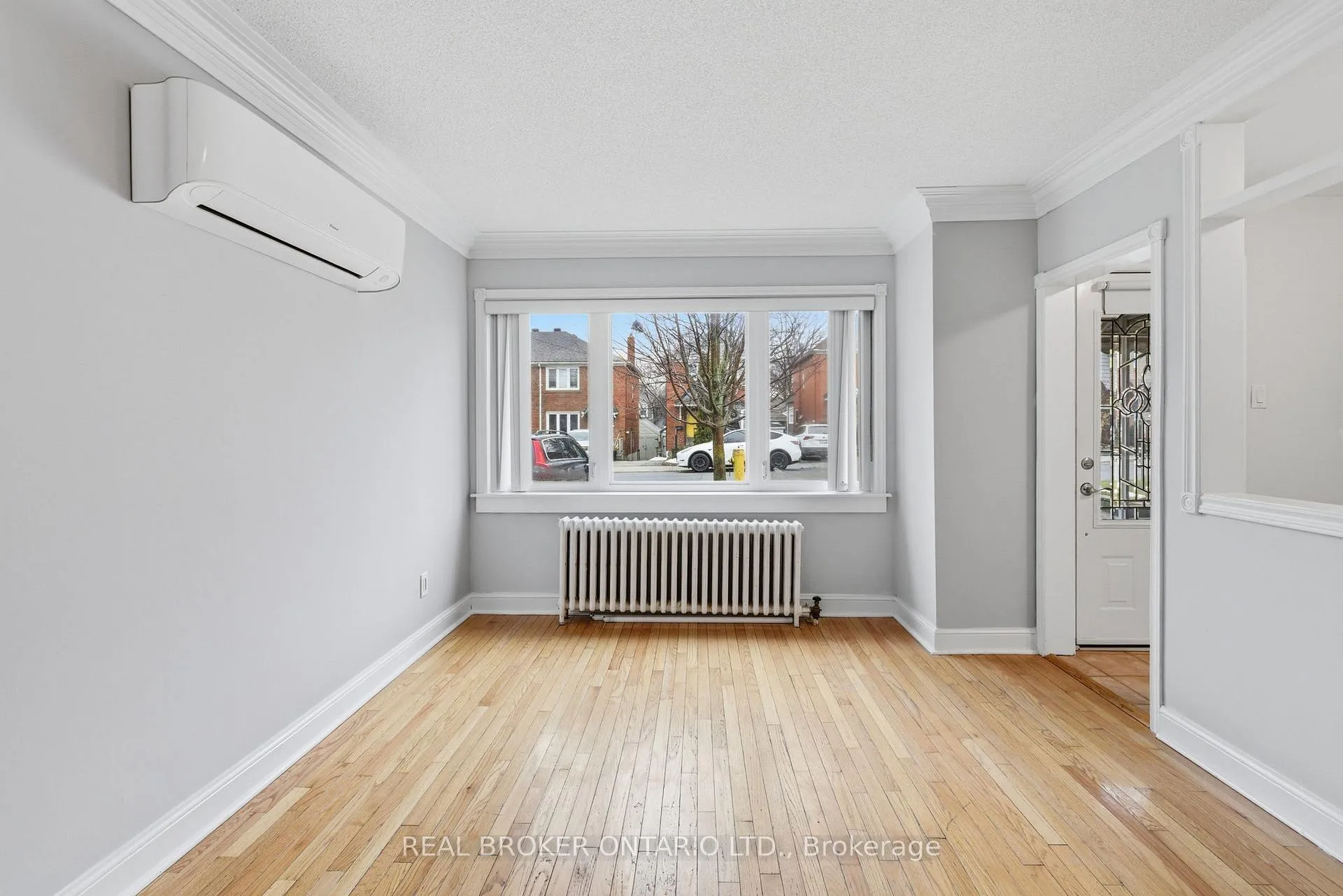 Photo 7 of 475 Kingswood Road, Toronto, East End-Danforth — HOMEH