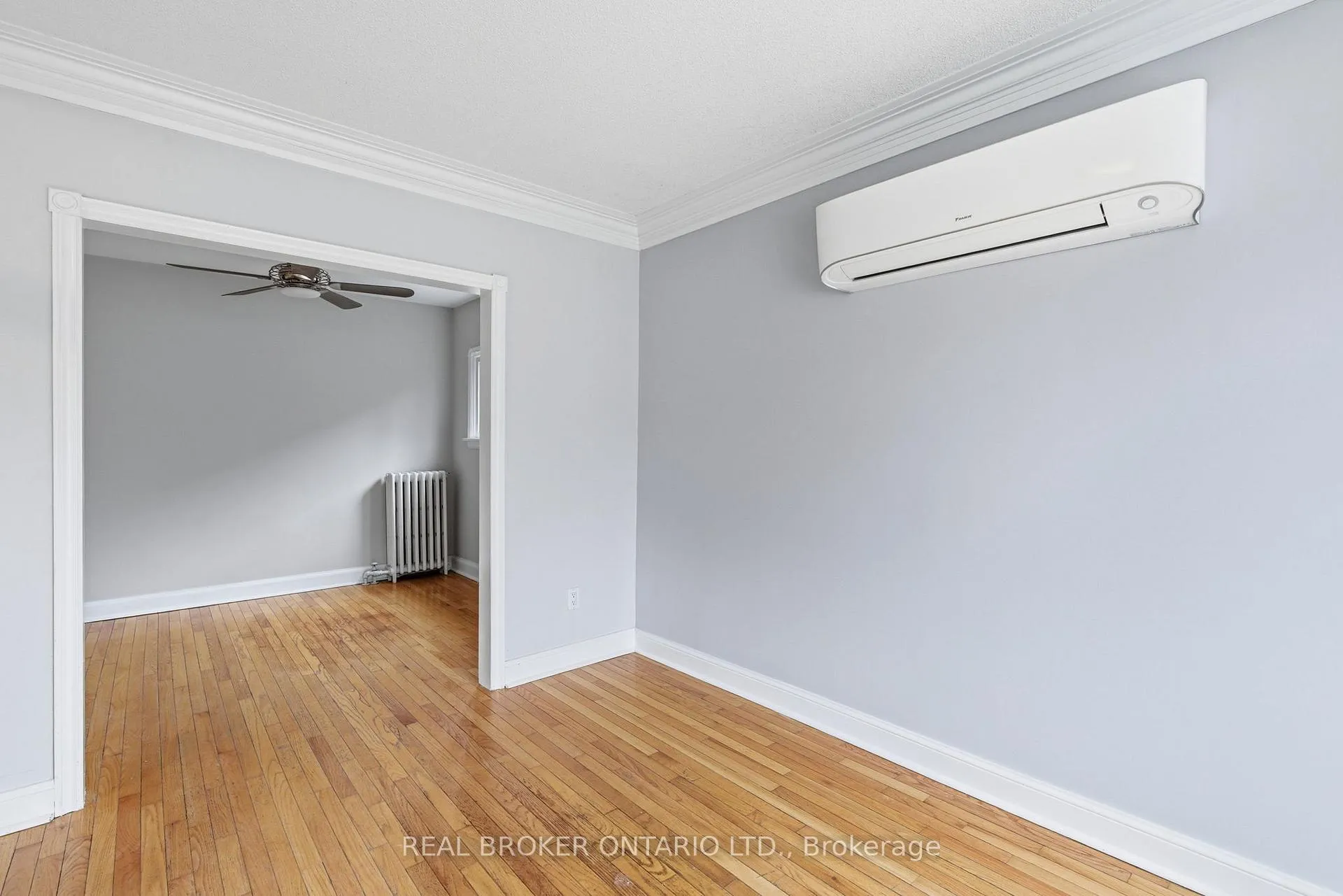 Photo 8 of 475 Kingswood Road, Toronto, East End-Danforth — HOMEH