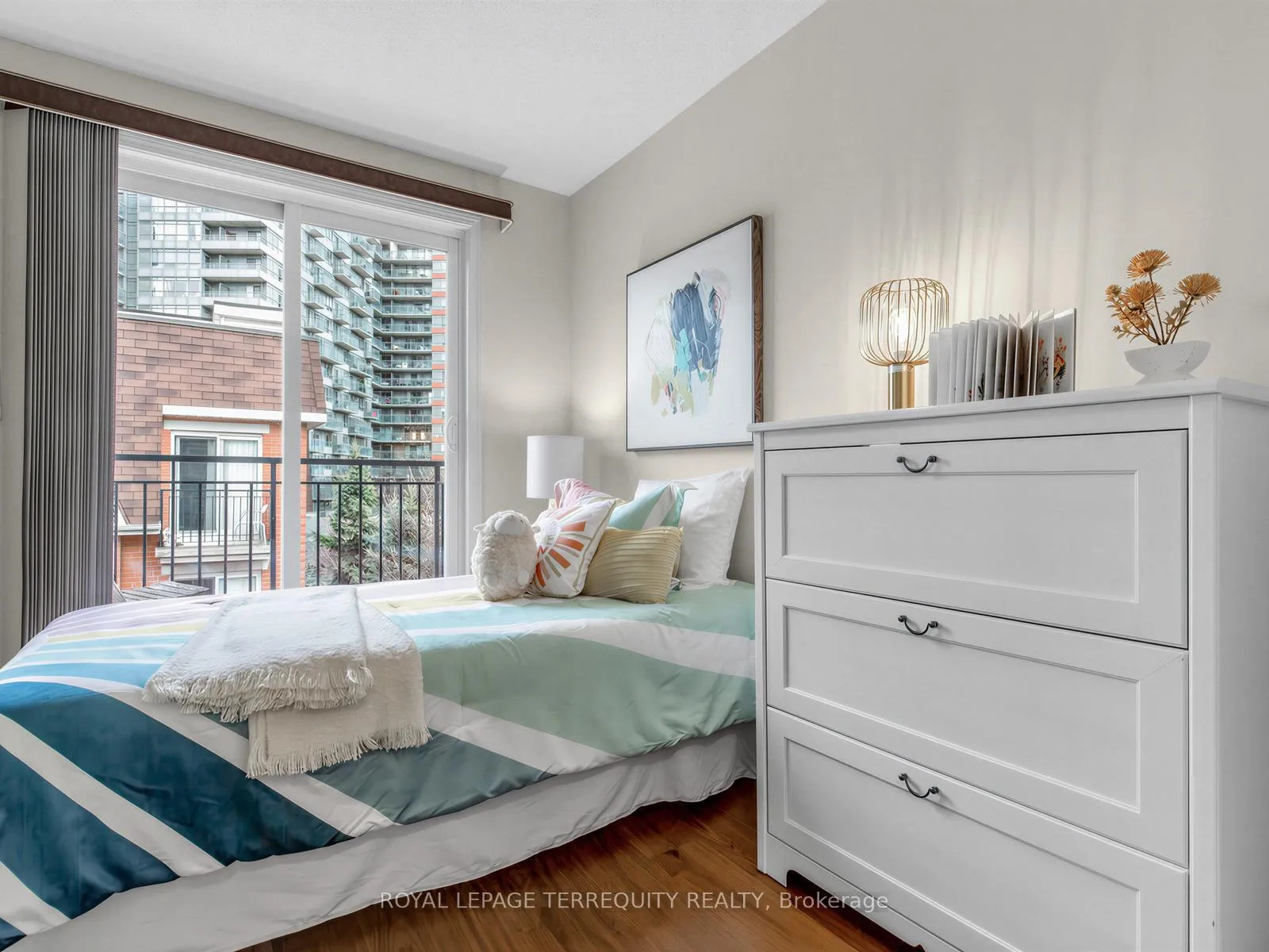 Photo 29 of Unit 301, 60 Joe Shuster Way, Toronto, South Parkdale — HOMEH