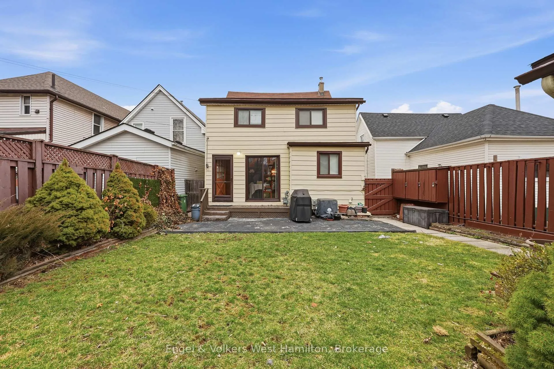 Photo 12 of 18 Mayflower Avenue, Hamilton, Crown Point — HOMEH