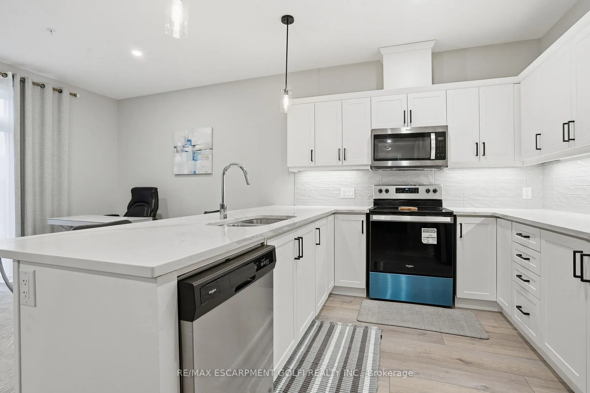 Photo 15 of 121 Moffatt Street, St. Catharines, Oakdale — HOMEH
