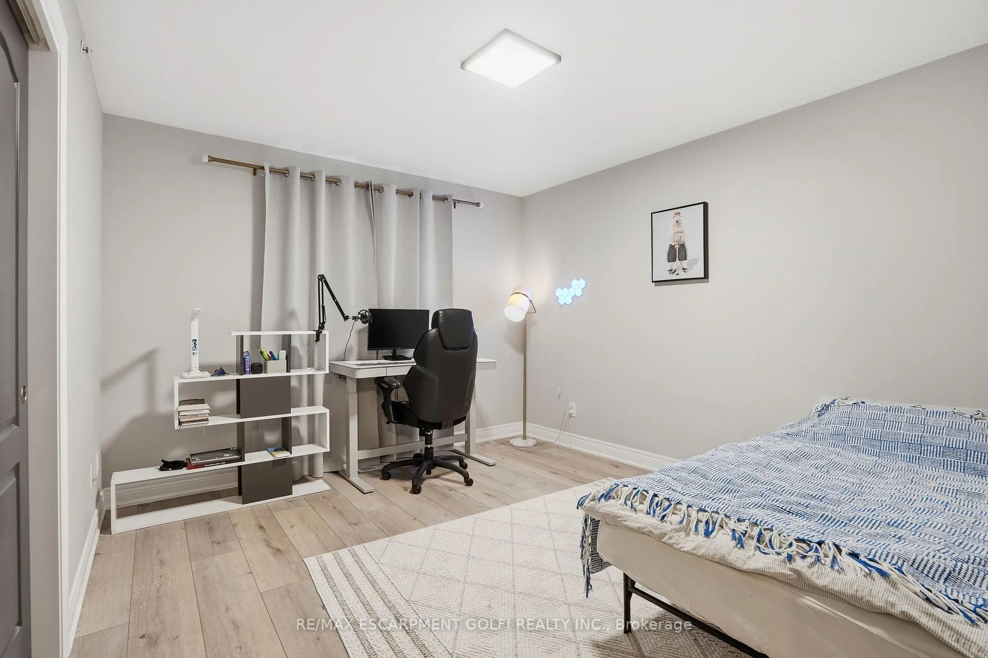 Photo 23 of 121 Moffatt Street, St. Catharines, Oakdale — HOMEH