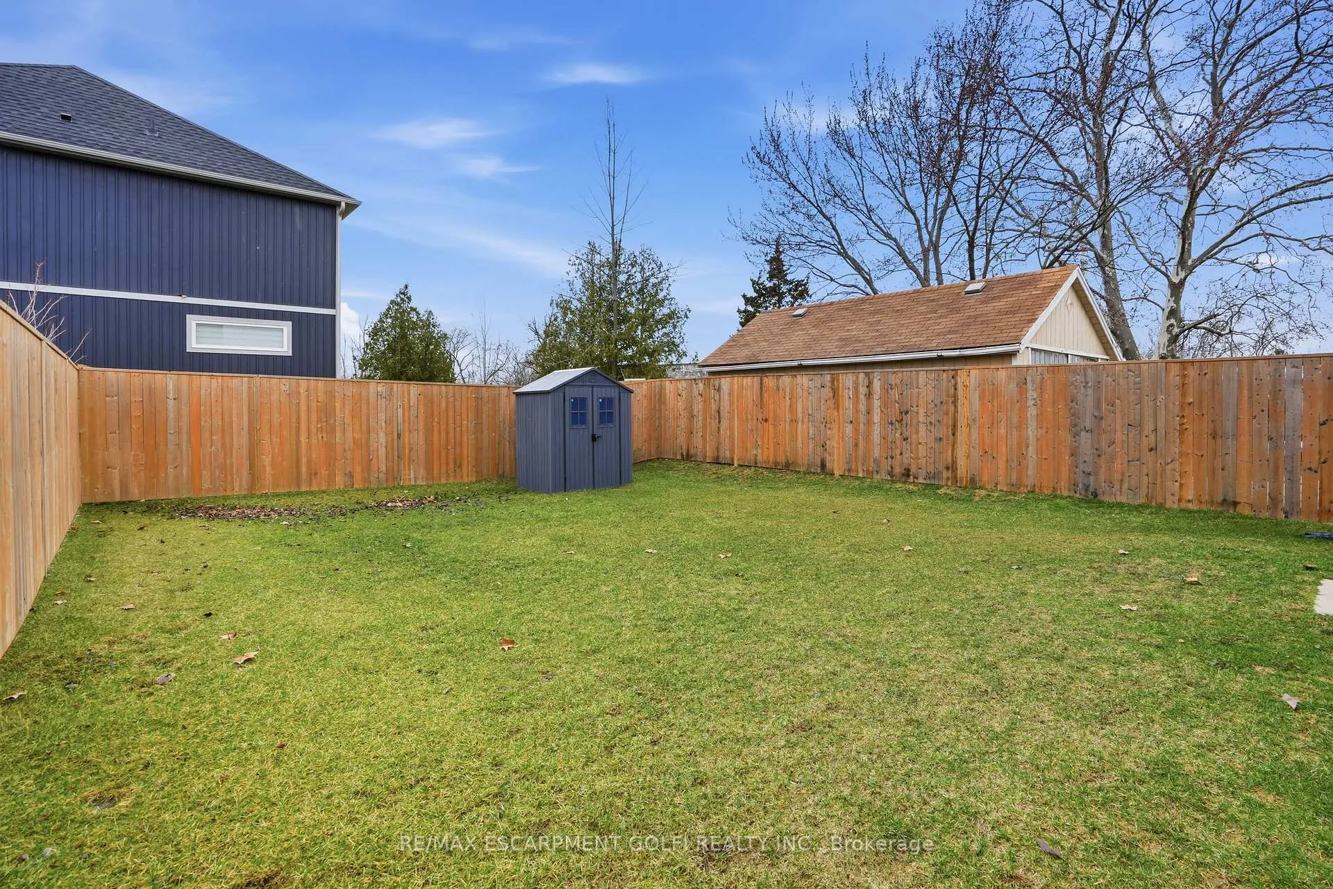 Photo 33 of 121 Moffatt Street, St. Catharines, Oakdale — HOMEH