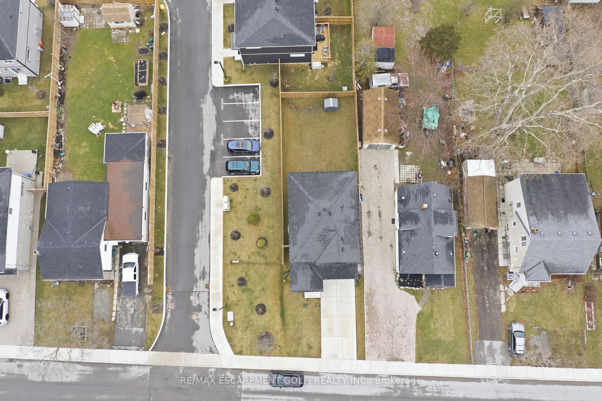 Photo 35 of 121 Moffatt Street, St. Catharines, Oakdale — HOMEH