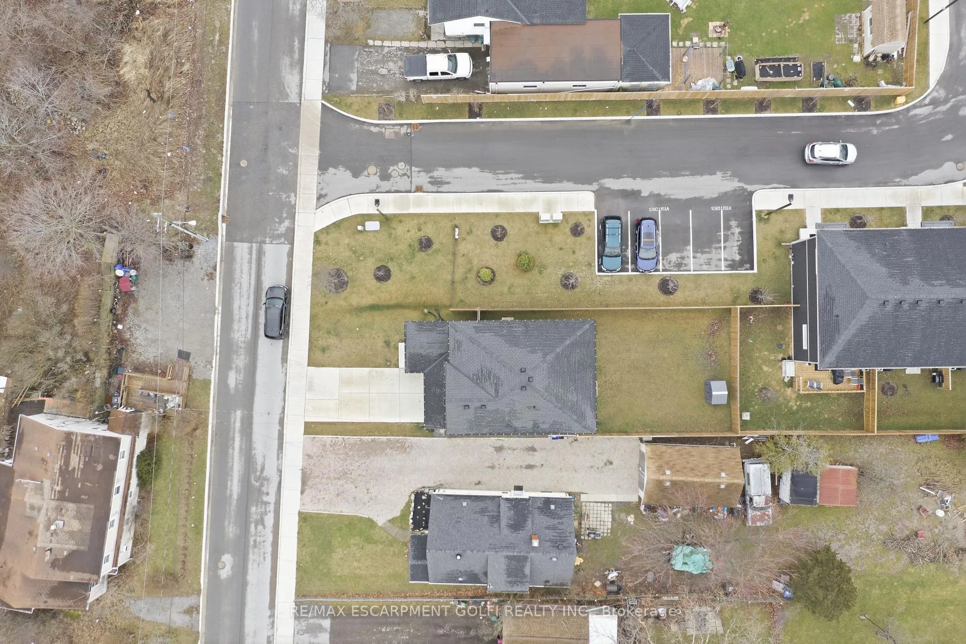 Photo 36 of 121 Moffatt Street, St. Catharines, Oakdale — HOMEH