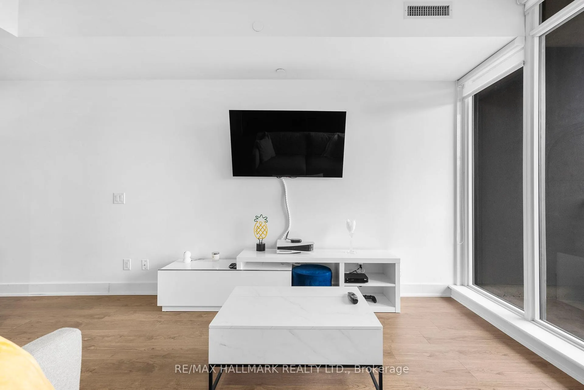 Photo 11 of Unit 411, 170 Chiltern Hill, Toronto, Humewood-Cedarvale — HOMEH