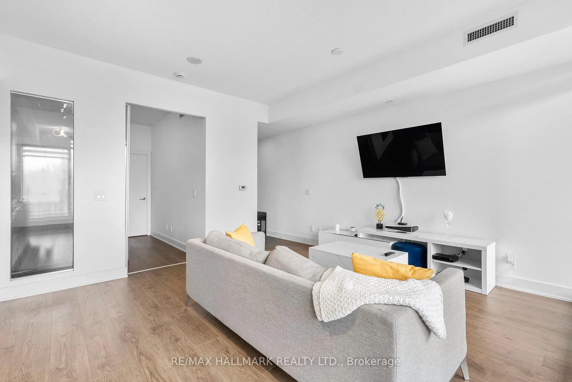 Photo 12 of Unit 411, 170 Chiltern Hill, Toronto, Humewood-Cedarvale — HOMEH
