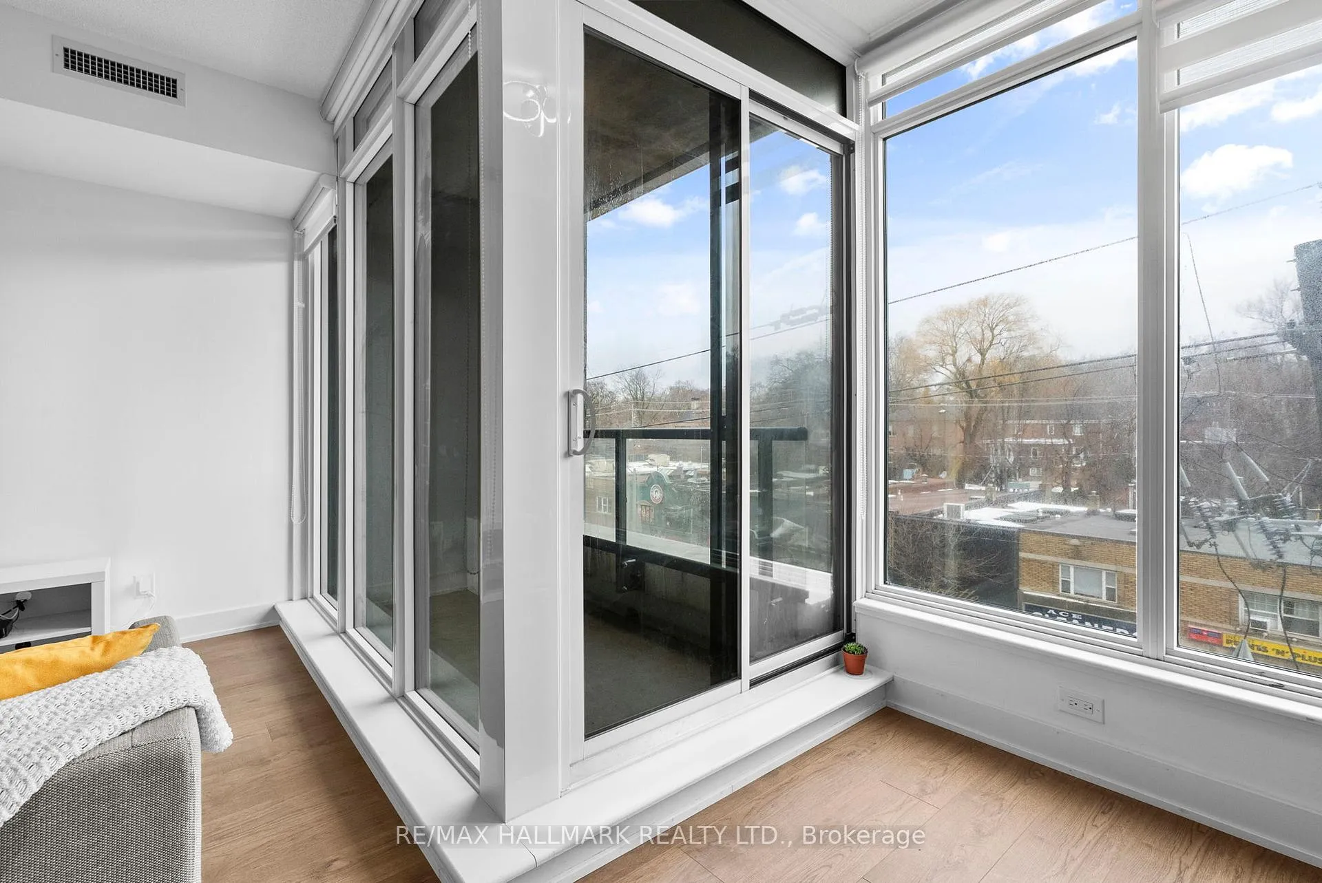 Photo 32 of Unit 411, 170 Chiltern Hill, Toronto, Humewood-Cedarvale — HOMEH