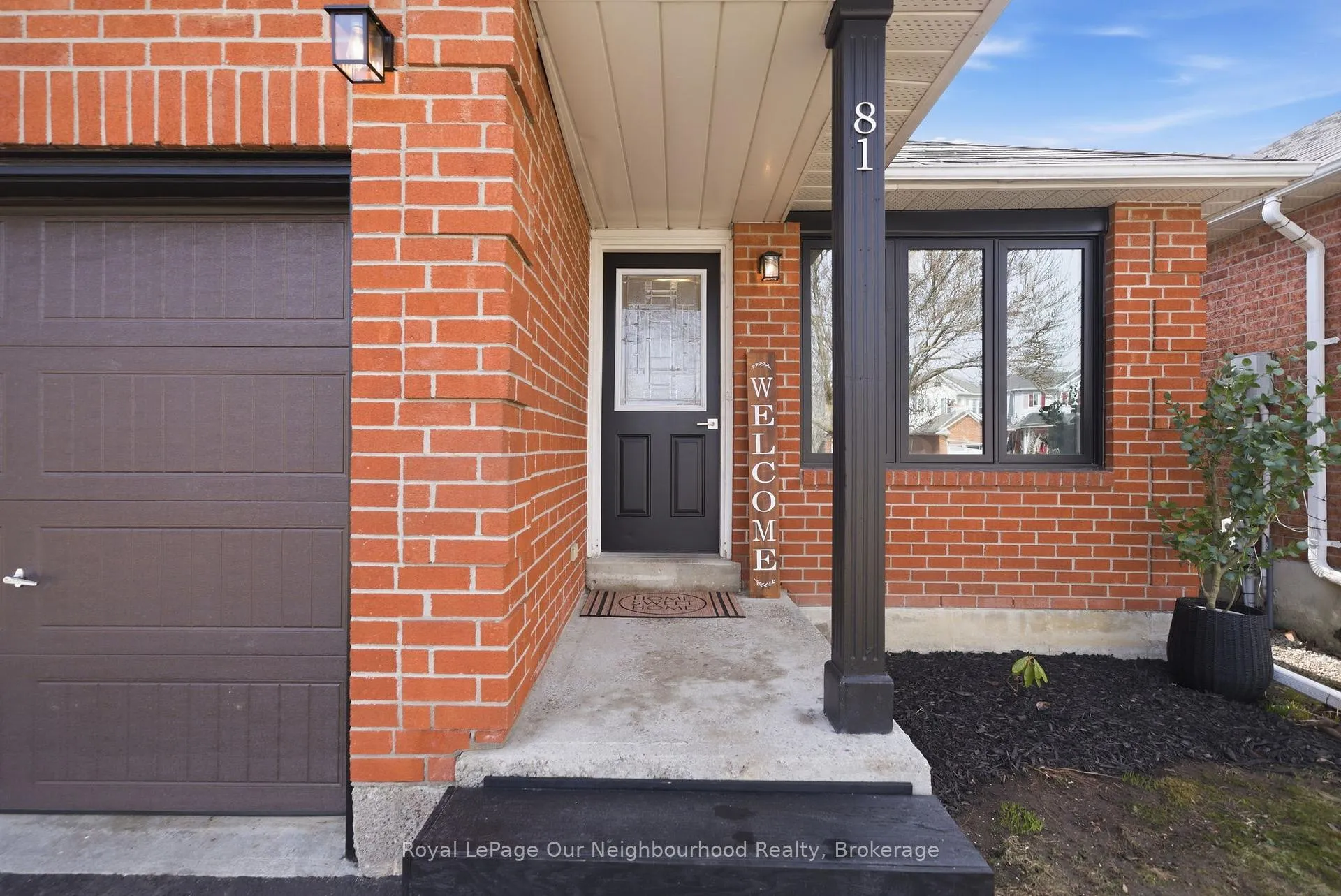 Photo 3 of 81 Hart Boulevard, Clarington, Newcastle — HOMEH