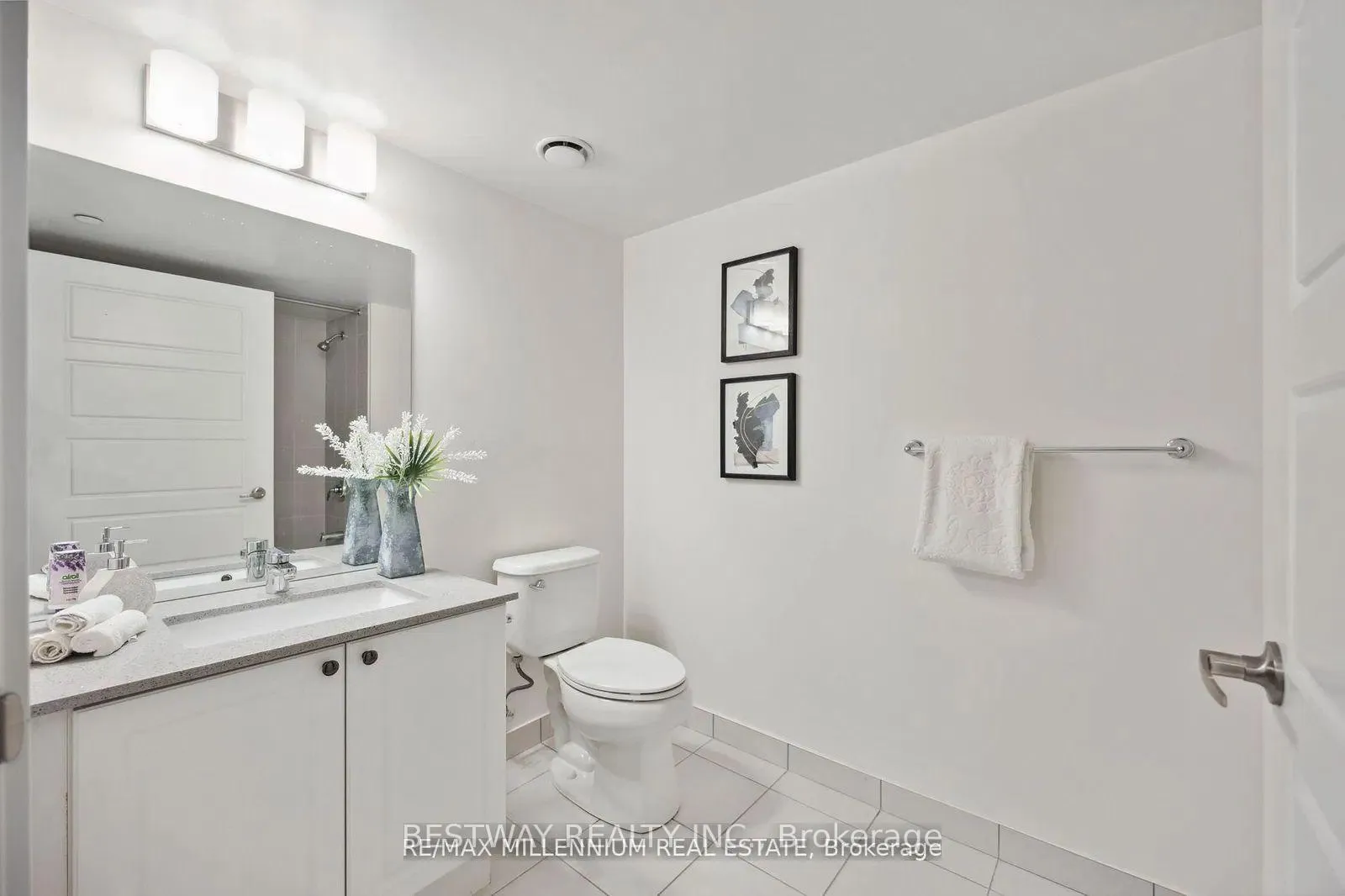Photo 4 of Unit 209, 1255 Bayly Street, Pickering, Bay Ridges — HOMEH