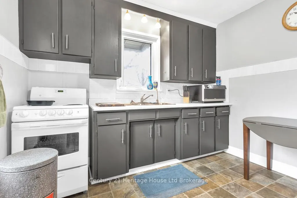 Photo 10 of 544980 Pattullo Avenue W, Norwich, Rural Norwich — HOMEH