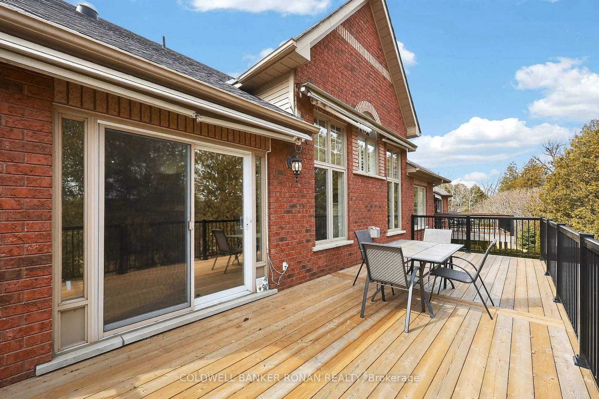Photo 38 of 19 Bella Vista Trail, New Tecumseth, Rural New Tecumseth — HOMEH