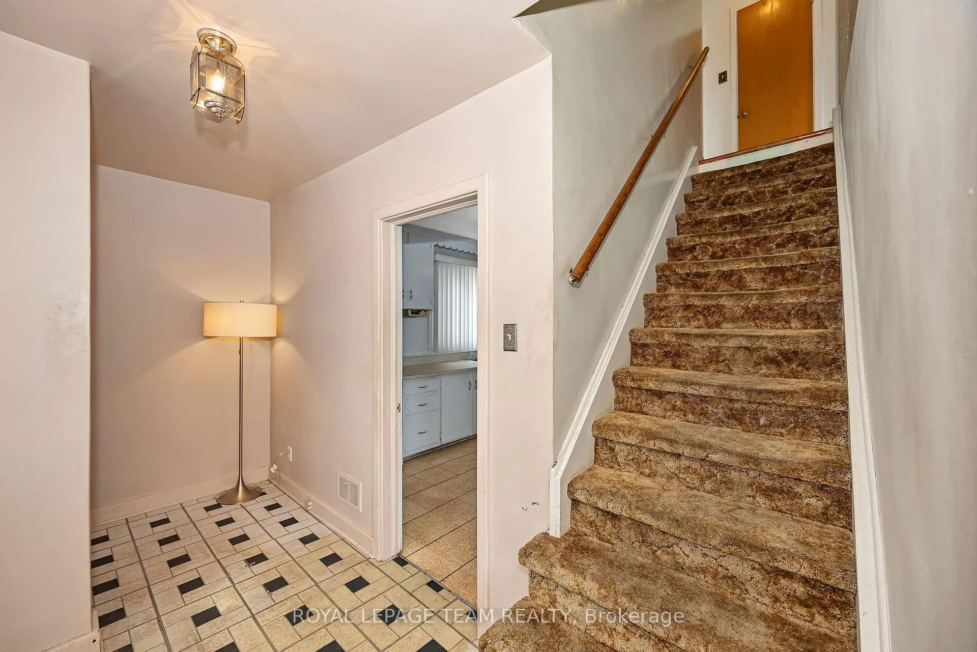 Photo 22 of 87 Ontario Street, Ottawa, Overbrook — HOMEH